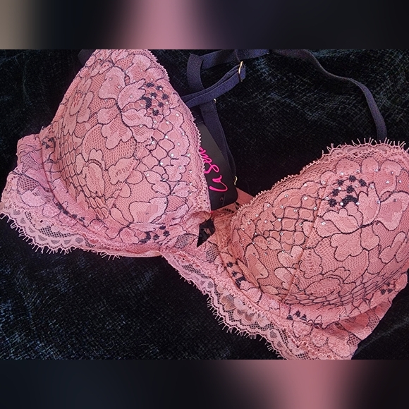 Brand new lasenza bra *beyond sexy* - Picture 1 of 3
